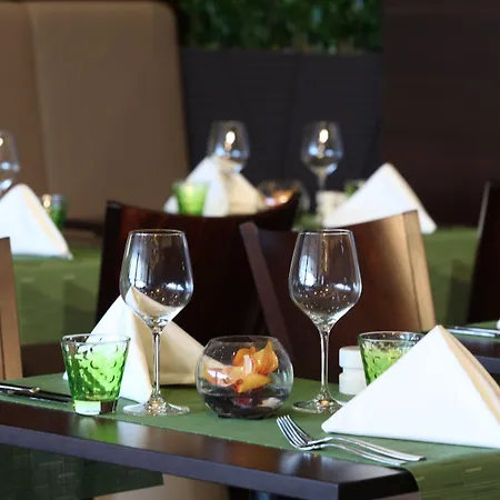 Lindner Bratislava, Part Of Jdv By Hyatt 4* Pressburg