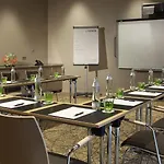 Hotel Lindner Bratislava, Part Of Jdv By Hyatt 4*