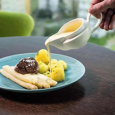 Lindner Bratislava, Part Of Jdv By Hyatt Hotell 4*